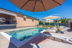 Poolside Holiday House